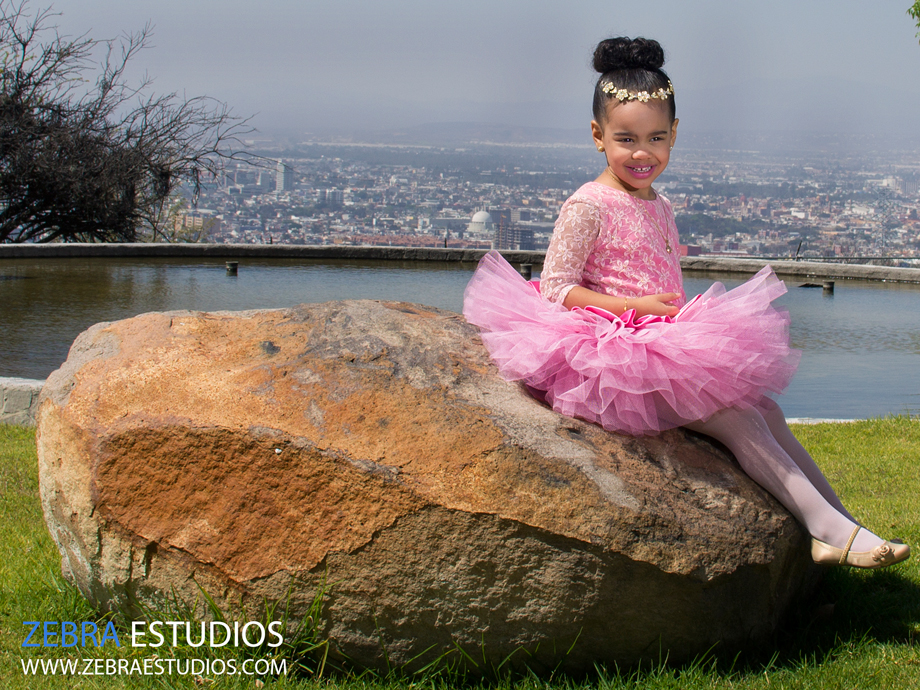 Sesión profesional de fotografía infantil en Querétaro