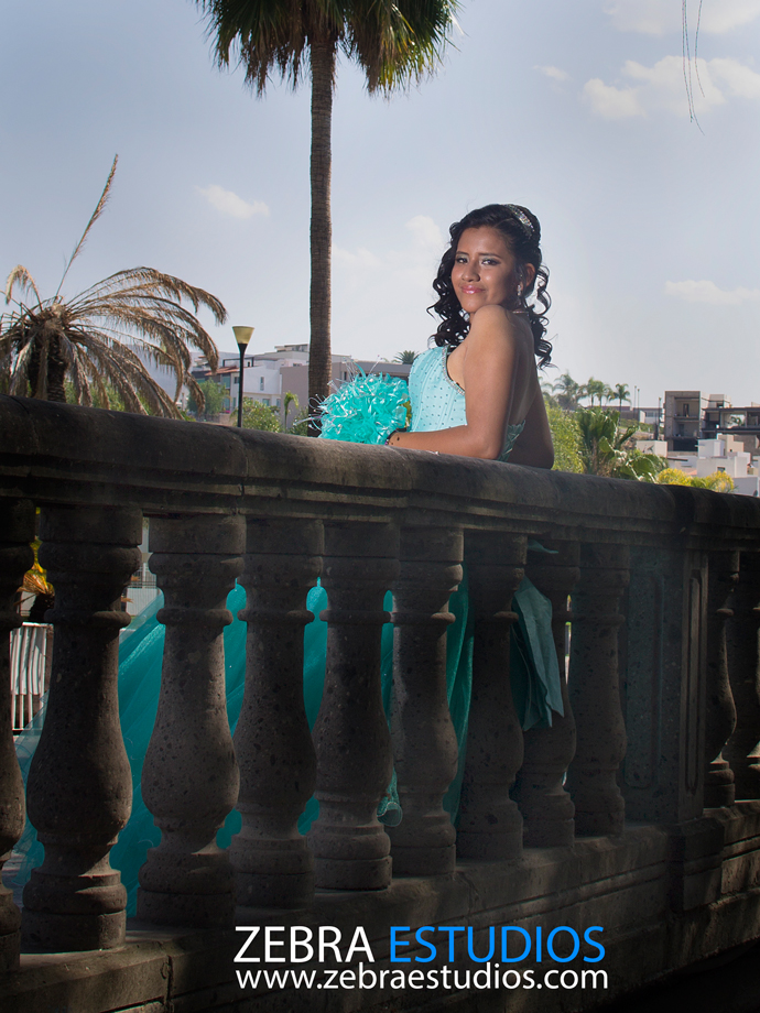 Sesión profesional de fotografía de XV años en Querétaro