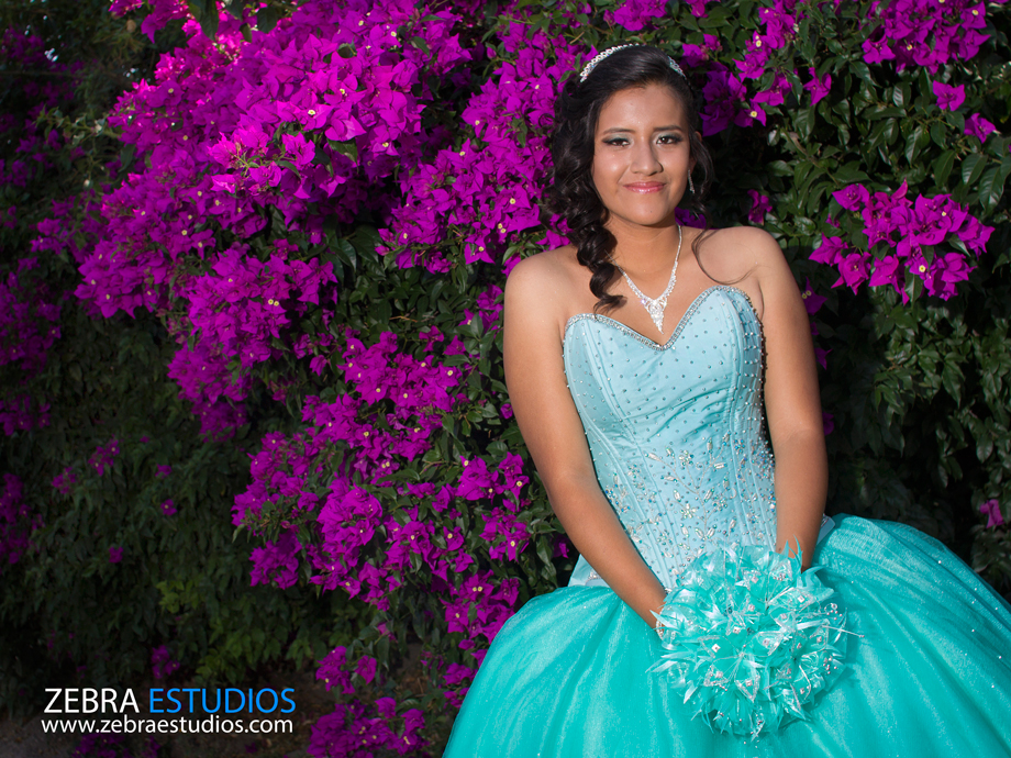 Sesión profesional de fotografía de XV años en Querétaro